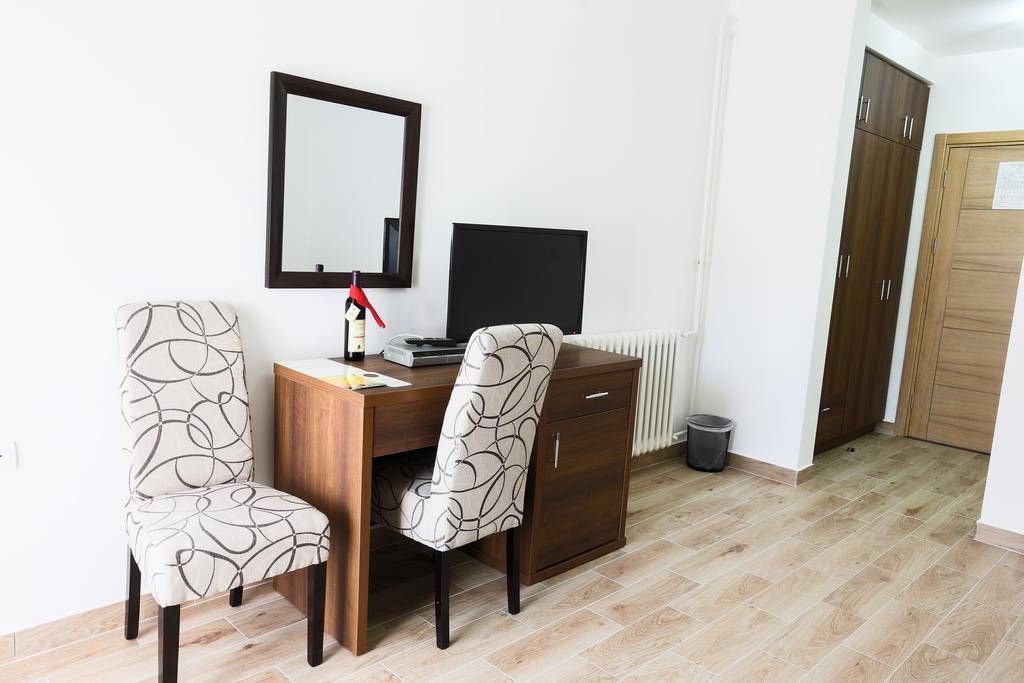 Hotel Akapulco Sutomore Chambre photo