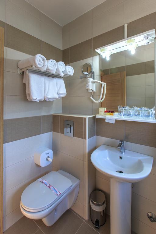 Hotel Akapulco Sutomore Chambre photo