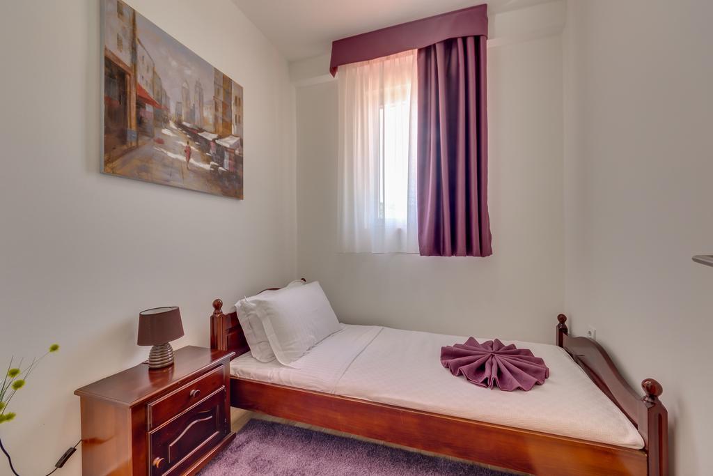 Hotel Akapulco Sutomore Extérieur photo
