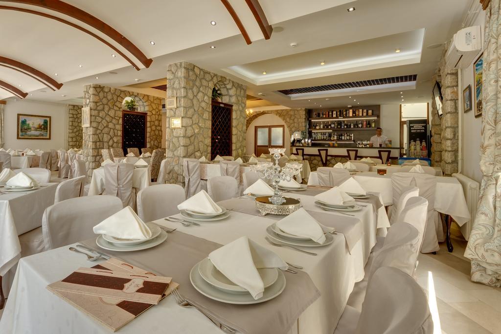 Hotel Akapulco Sutomore Extérieur photo