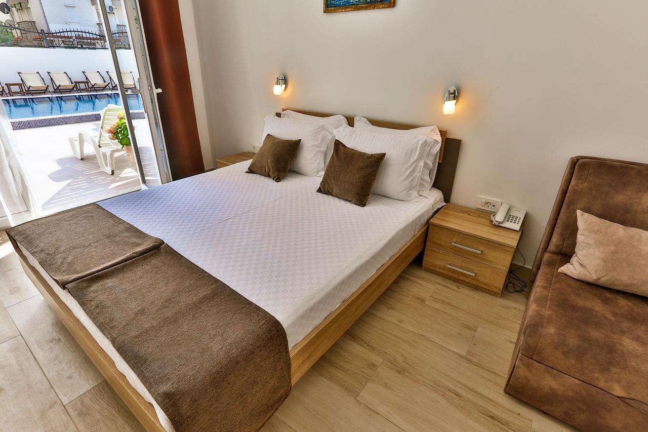 Hotel Akapulco Sutomore Extérieur photo